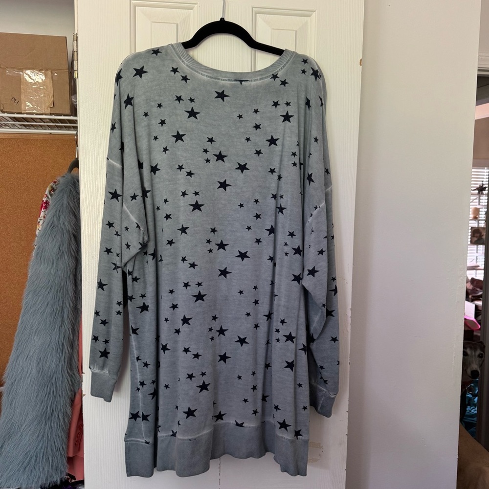 Dantelle Slate Blue Top with Navy Stars - Picture 2 of 3